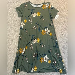 Brand New with Tags Old Navy Green Floral Dress Size XS